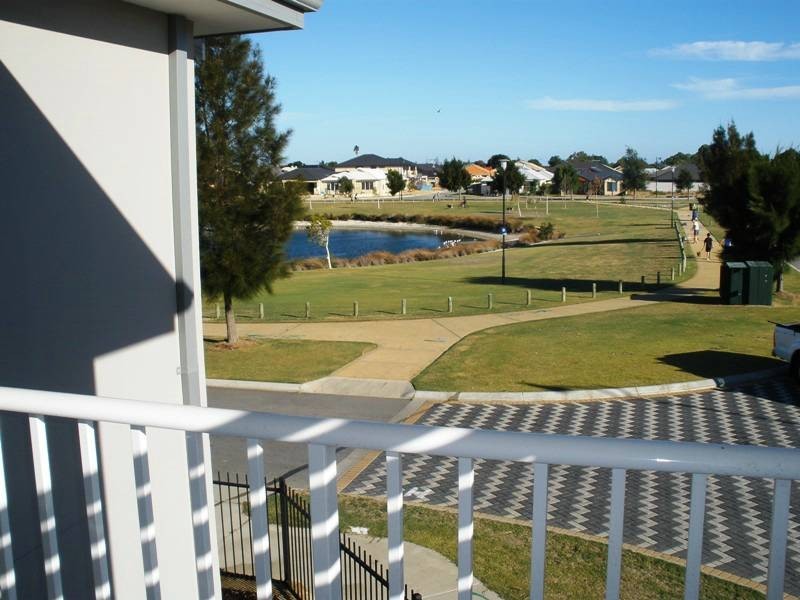 106 Waterfront Parkway, Shoalwater WA 6169