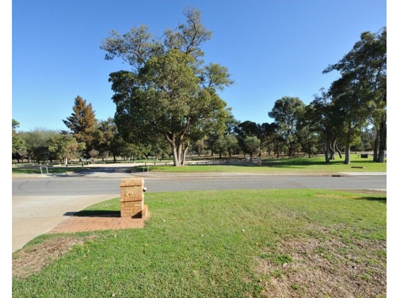 3 Harman Street, Leda WA 6170