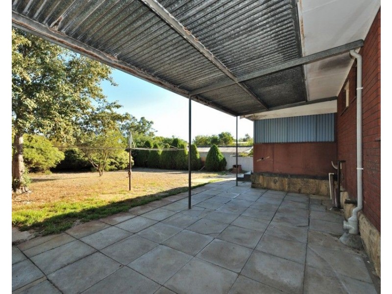 60 Christmas Avenue, Orelia WA 6167