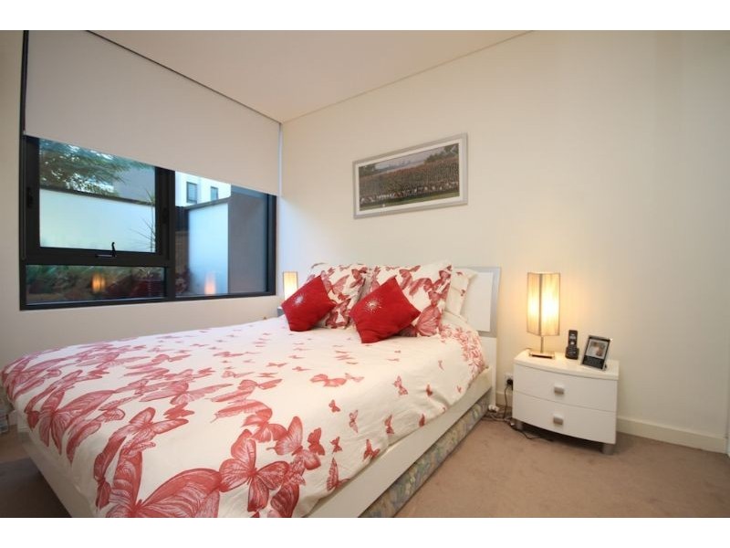 4/70 Canning Beach Road, Applecross WA 6153