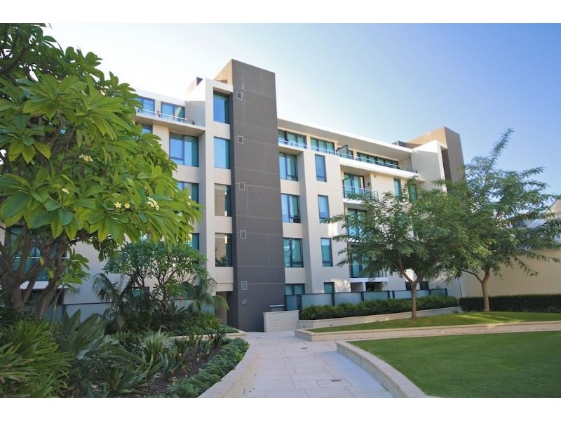 4/70 Canning Beach Road, Applecross WA 6153