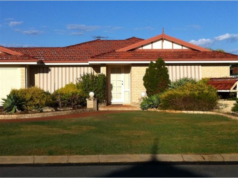 12 Sheathbill Court, Safety Bay WA 6169