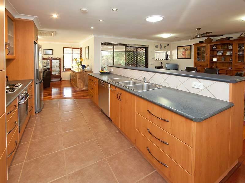43 Silversmith Street, Wellard WA 6170