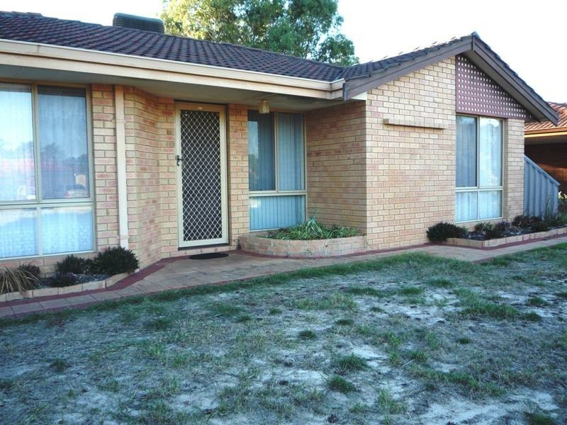 25 Sayer Crescent, Gosnells WA 6110