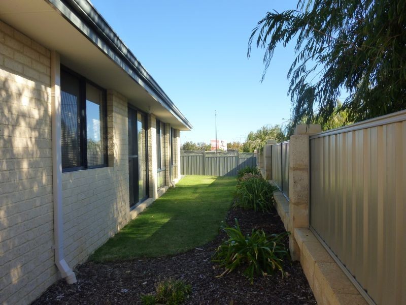 2 Oatlands Vista, Wellard WA 6170