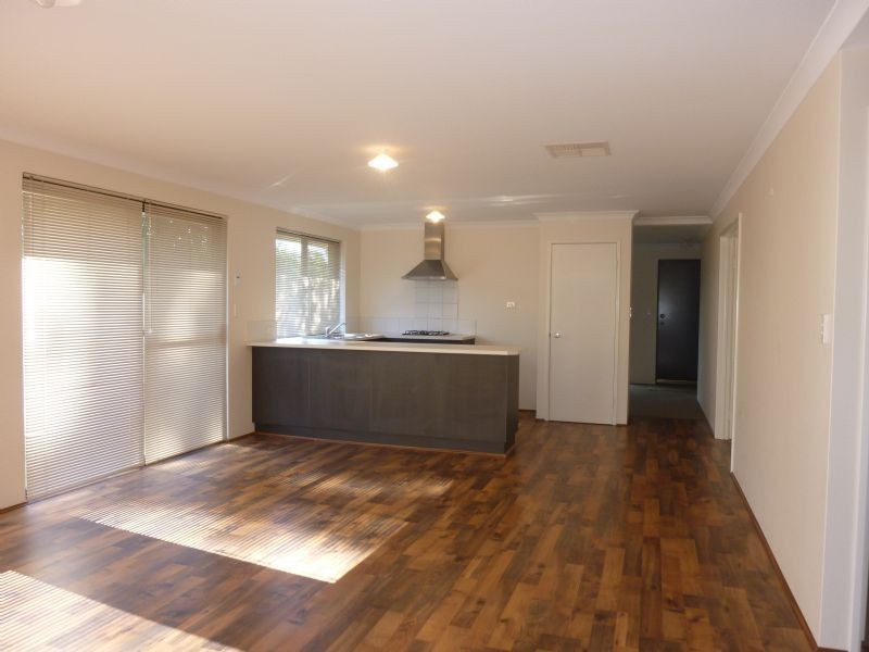 2 Oatlands Vista, Wellard WA 6170