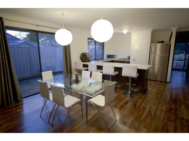 13 Cookham Green, Wellard WA 6170