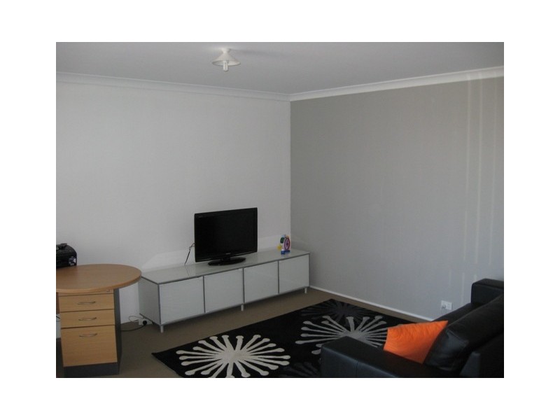 27  Surbiton Approach, Wellard WA 6170
