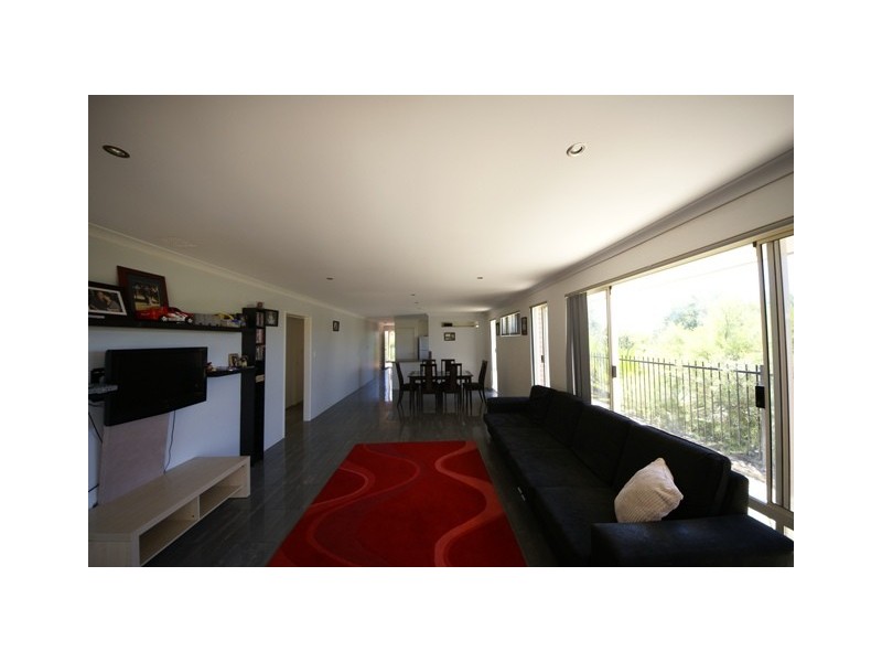 45 Jupiter Bend, Rockingham WA 6168