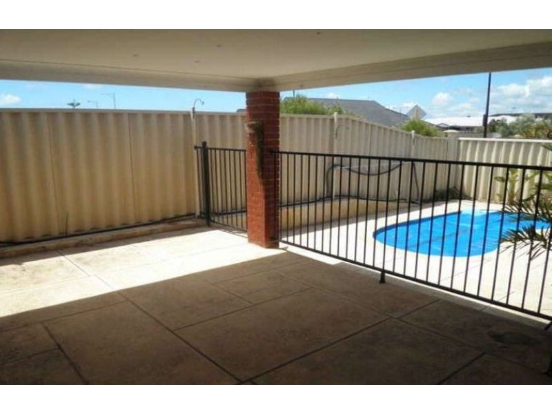 45 Jupiter Bend, Rockingham WA 6168