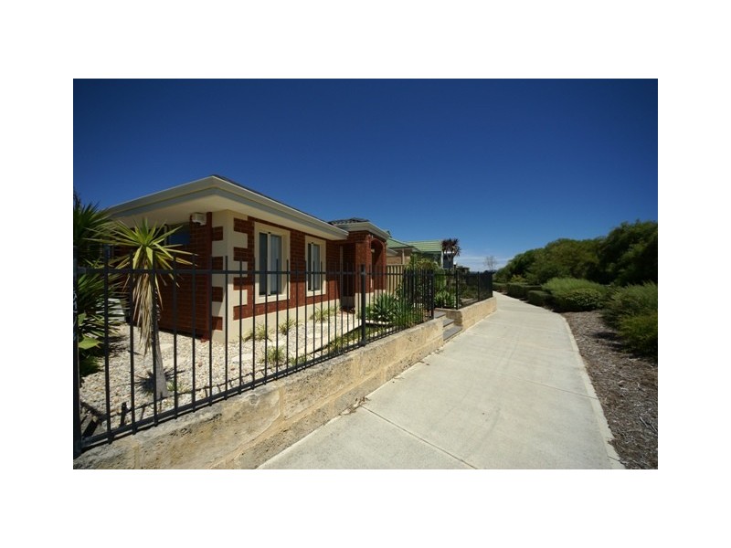 45 Jupiter Bend, Rockingham WA 6168