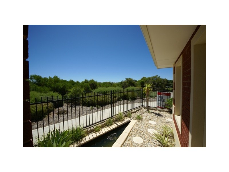 45 Jupiter Bend, Rockingham WA 6168