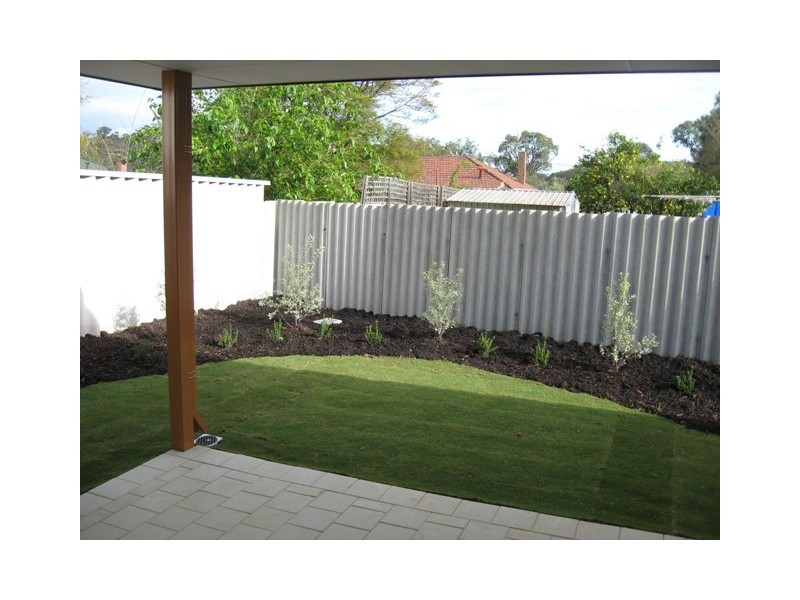 4 Ridley Way West, Medina WA 6167