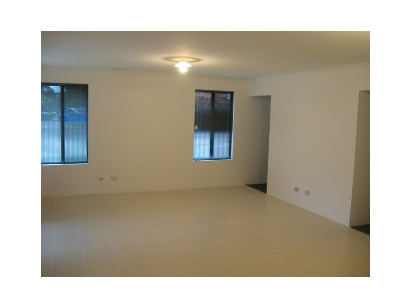 4 Ridley Way West, Medina WA 6167