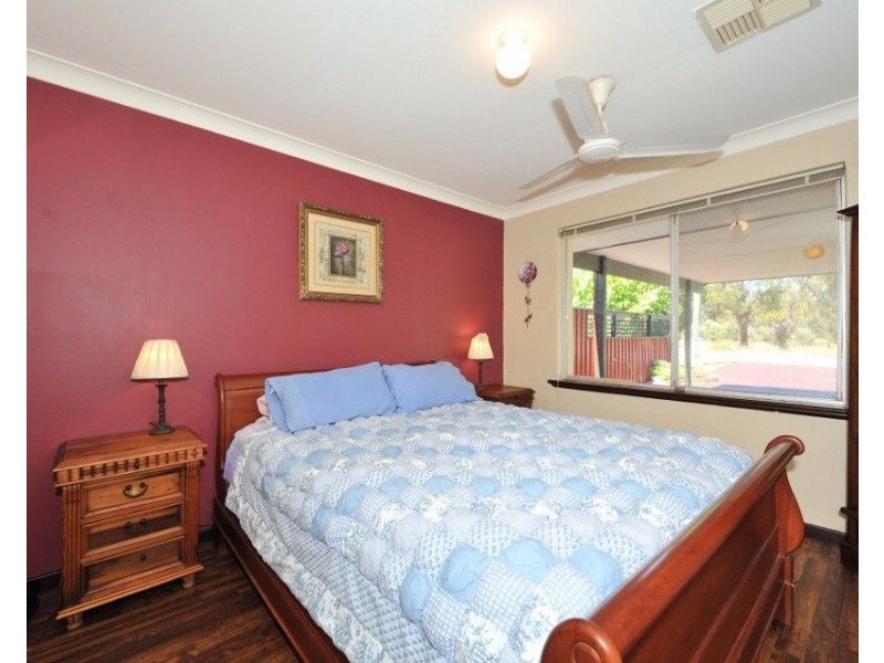 33 Pedder Way, Parmelia WA 6167