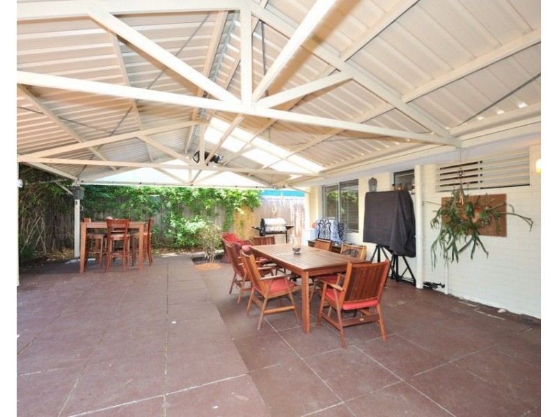 33 Pedder Way, Parmelia WA 6167