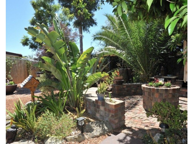 33 Pedder Way, Parmelia WA 6167