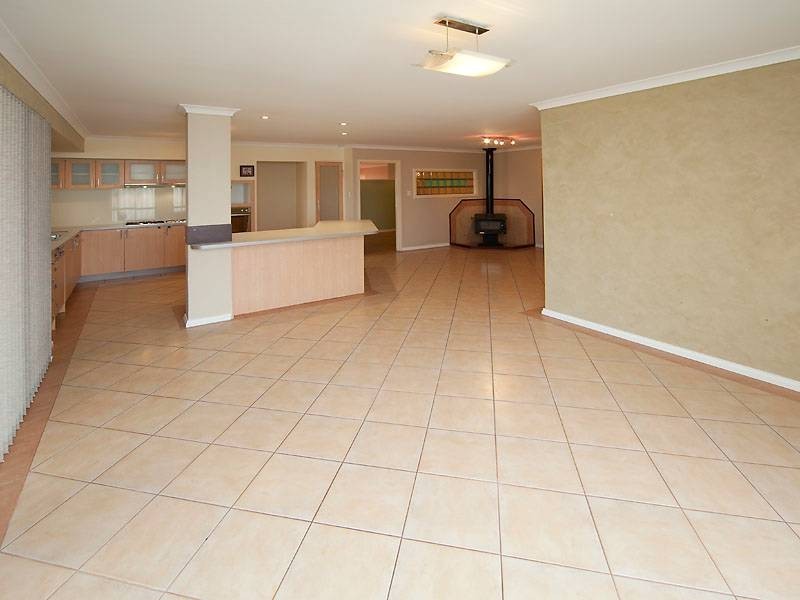 7 Ryde Close, Warnbro WA 6169