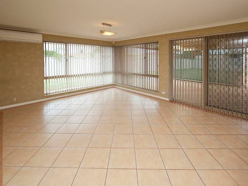 7 Ryde Close, Warnbro WA 6169
