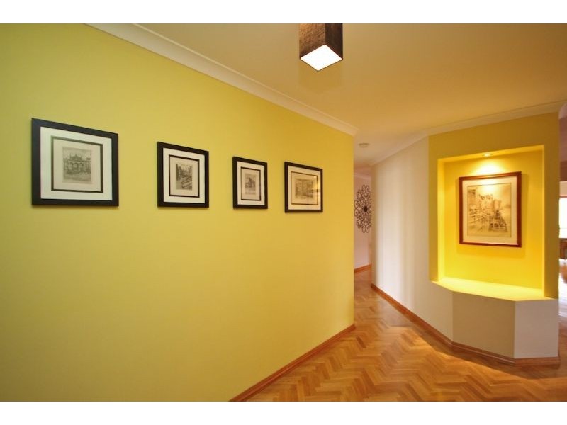 10 Bellinger Place, Success WA 6164