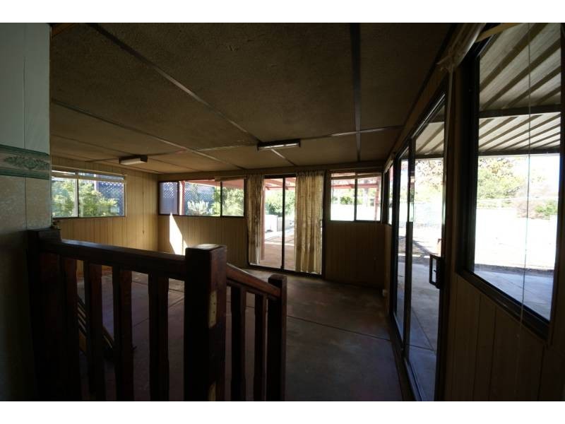 12 Barwell Road, Medina WA 6167