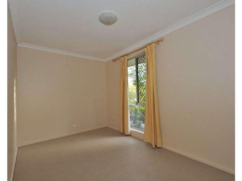 7 Newstead Crescent, Parmelia WA 6167