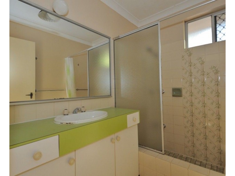 7 Newstead Crescent, Parmelia WA 6167