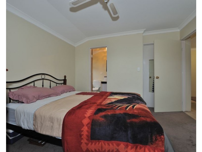 116 Challenger Ave, Parmelia WA 6167