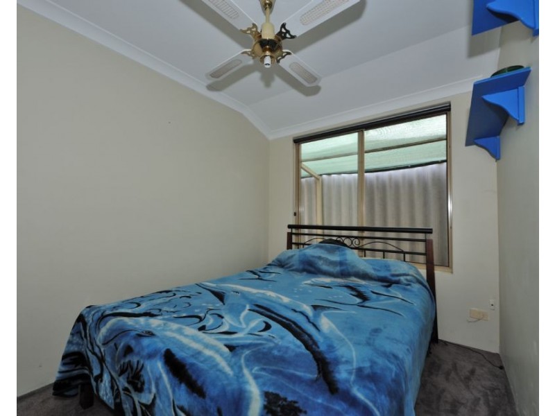 116 Challenger Ave, Parmelia WA 6167