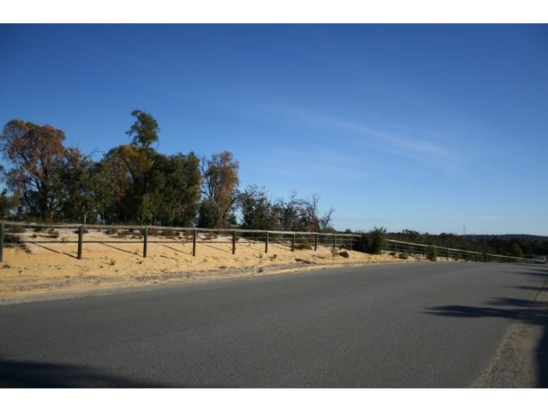 513 McKeig Drive, Wellard WA 6170