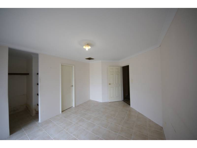 13 Bilya Gardens, Leda WA 6170