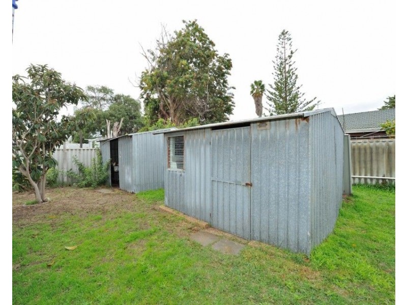 6 Mensa Close, Rockingham WA 6168