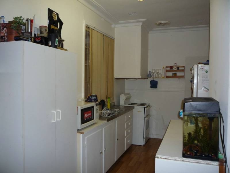 49 Medina Avenue, Medina WA 6167