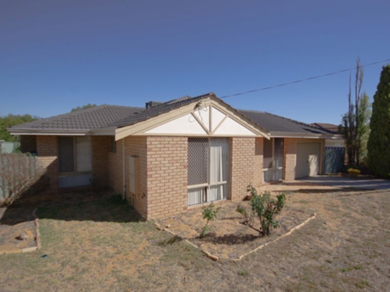 55 Challenger Avenue, Parmelia WA 6167