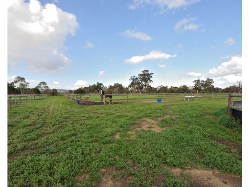 19 Randell Road, Mardella WA 6125