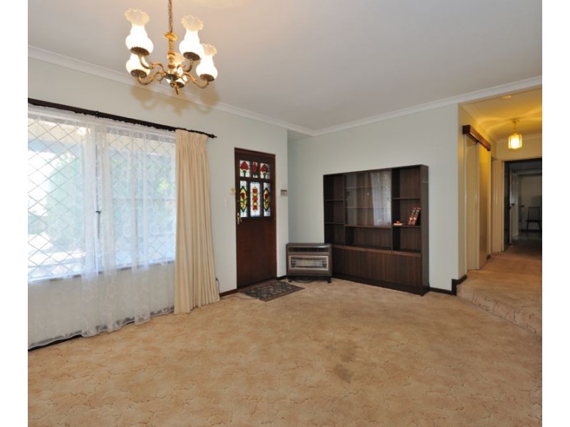 20 Darkins Retreat, Parmelia WA 6167