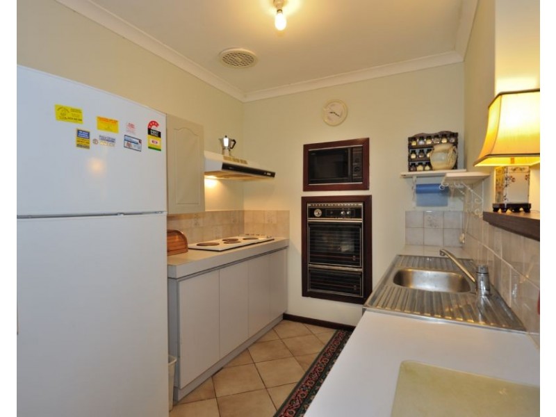 20 Darkins Retreat, Parmelia WA 6167