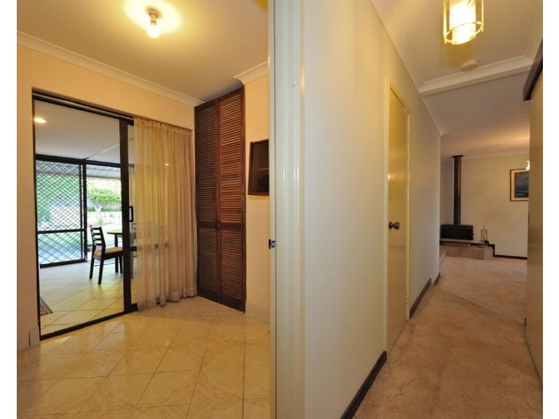 20 Darkins Retreat, Parmelia WA 6167