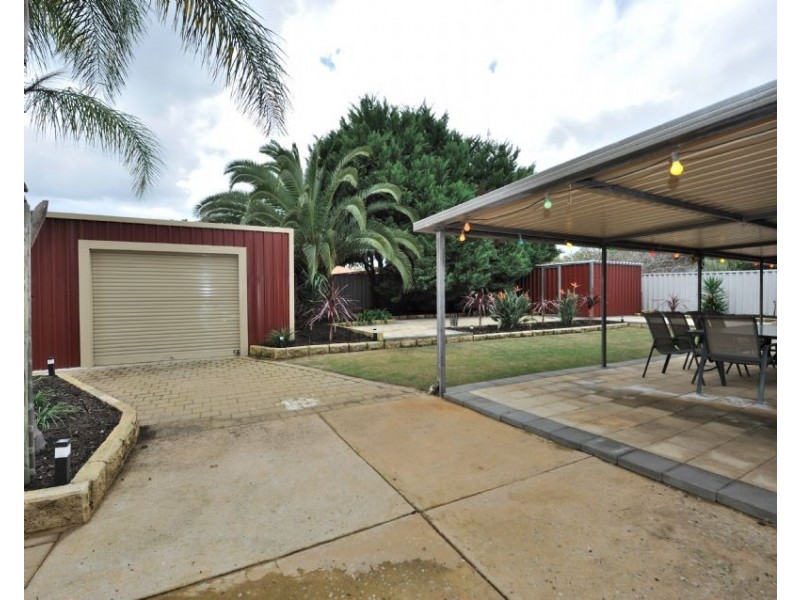 13 McGoldrick Place, Parmelia WA 6167