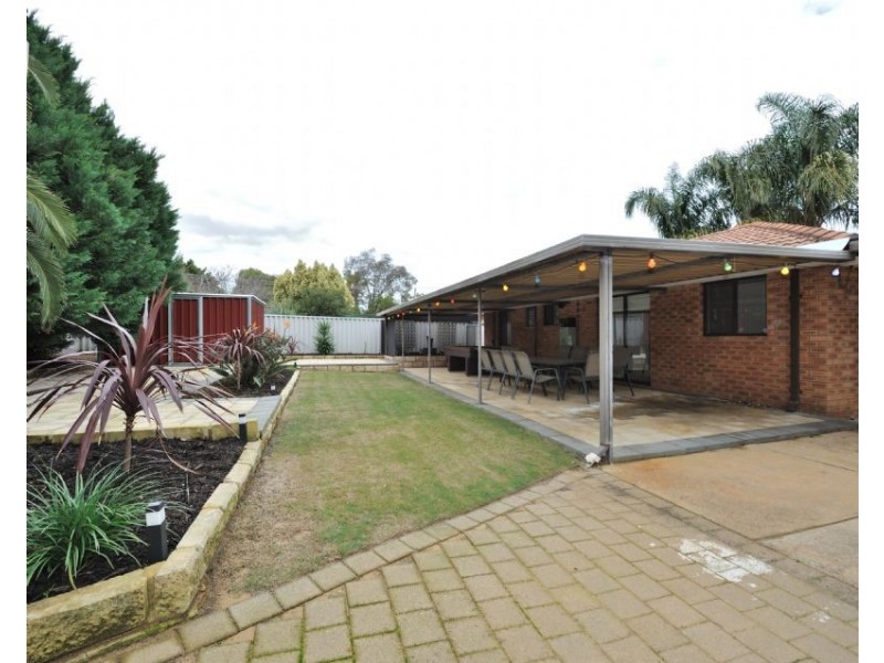 13 McGoldrick Place, Parmelia WA 6167