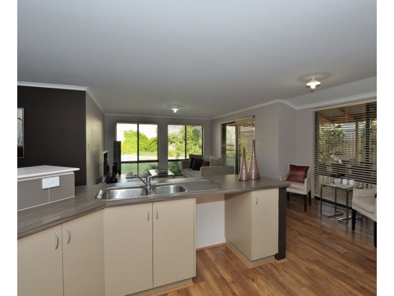 52 Wanstead Vista, Bertram WA 6167