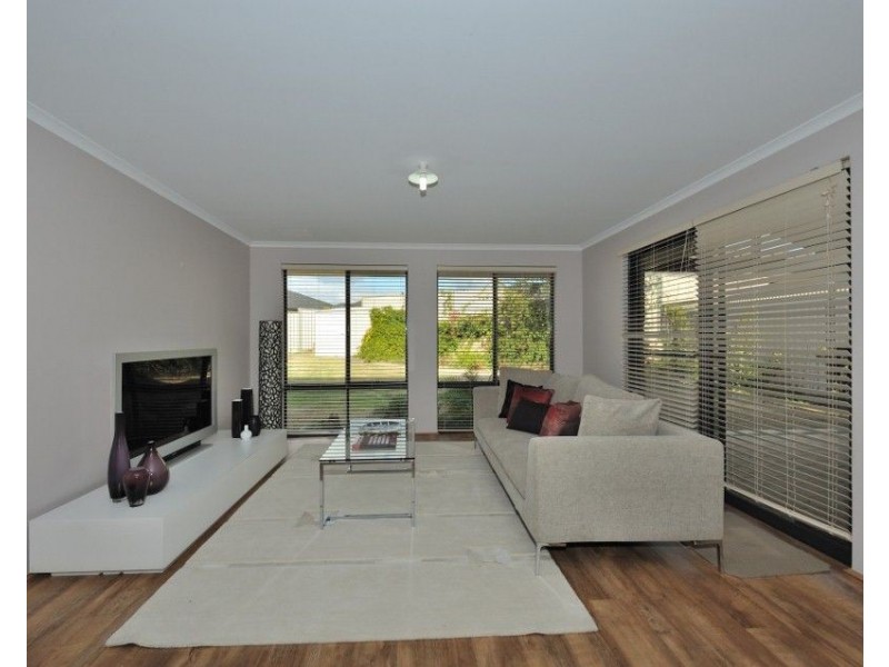 52 Wanstead Vista, Bertram WA 6167