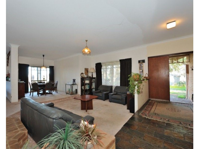 83 Bodeman Road, Wandi WA 6167