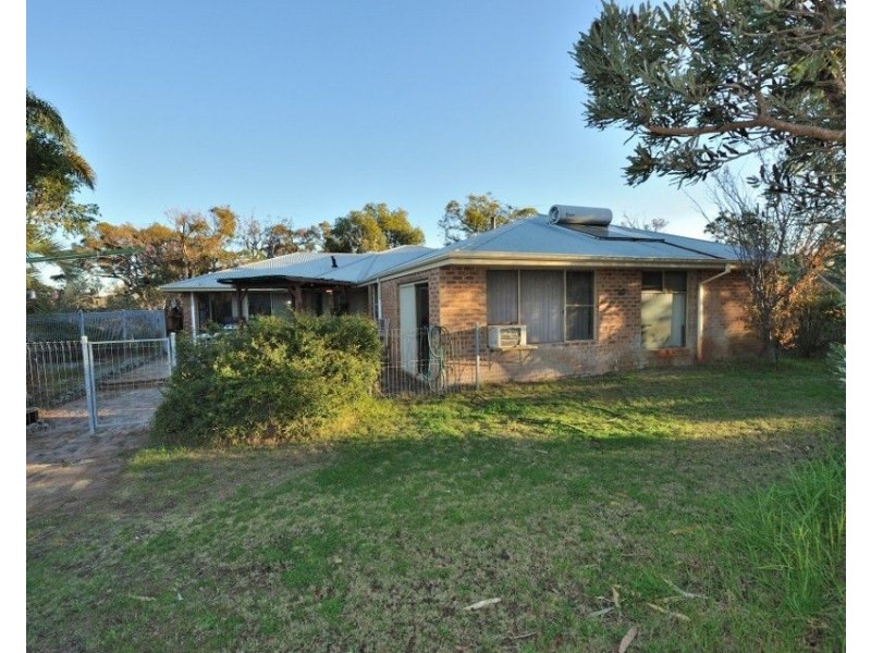 83 Bodeman Road, Wandi WA 6167