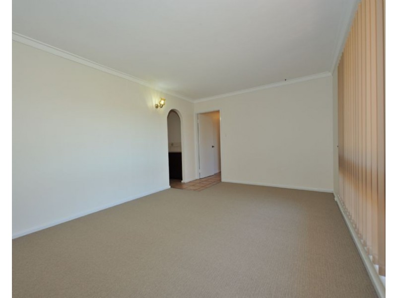 3 Farmer Way, Parmelia WA 6167