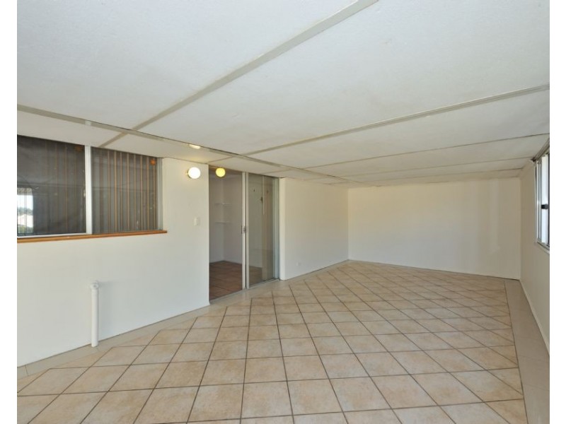 3 Farmer Way, Parmelia WA 6167