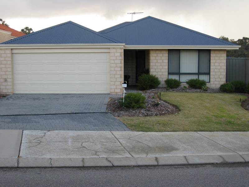 135 Dalrymple Drive, Leda WA 6170