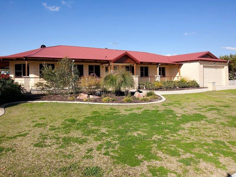 18 Willis Street, Warnbro WA 6169