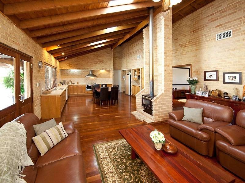 18 Willis Street, Warnbro WA 6169