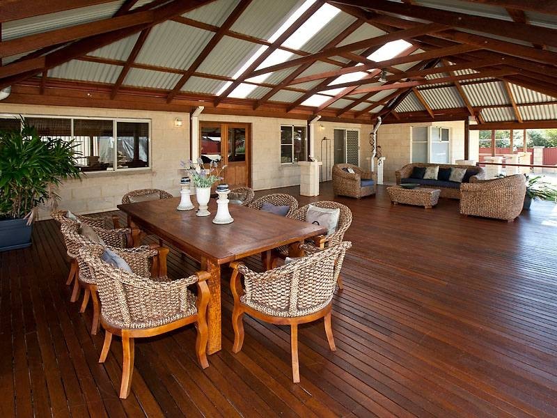 18 Willis Street, Warnbro WA 6169